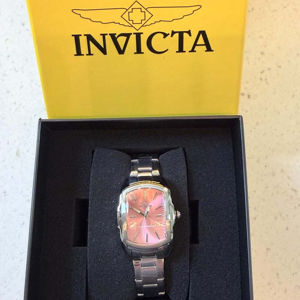 Invicta Lupah 24113 Women's Quartz Watch - 29 mm - Picture 2 of 7